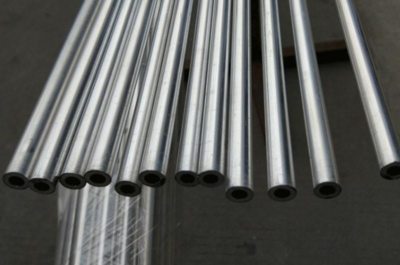 Anode tubulaire en alliage d’aluminium